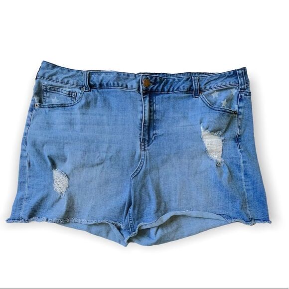 Lane Bryant Weekend Raw Hem Denim Short Size 24 - Picture 10 of 10